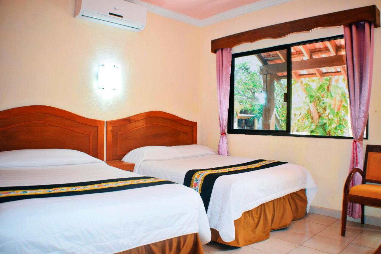 Hotel Hacienda Sánchez Valladolid  Kültér fotó