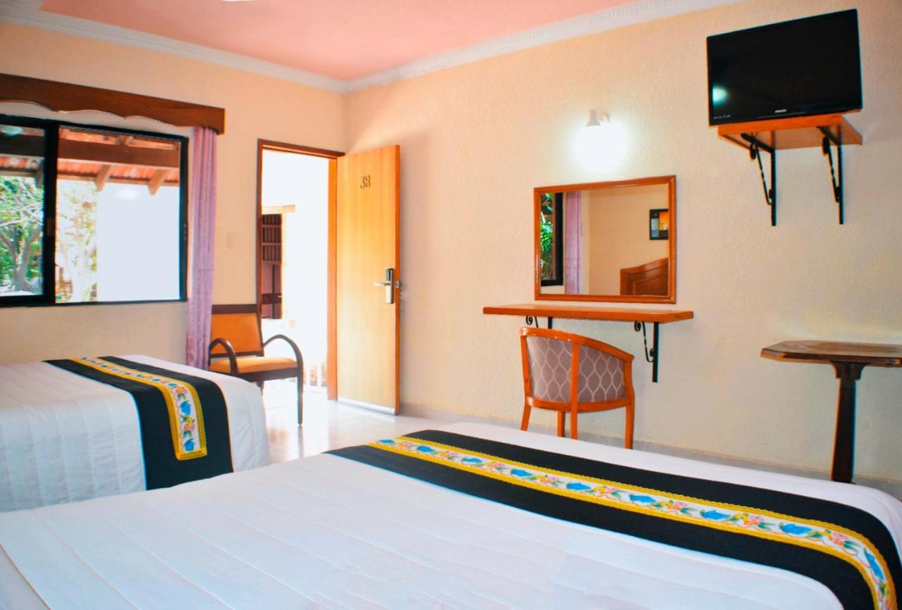 Hotel Hacienda Sánchez Valladolid  Kültér fotó