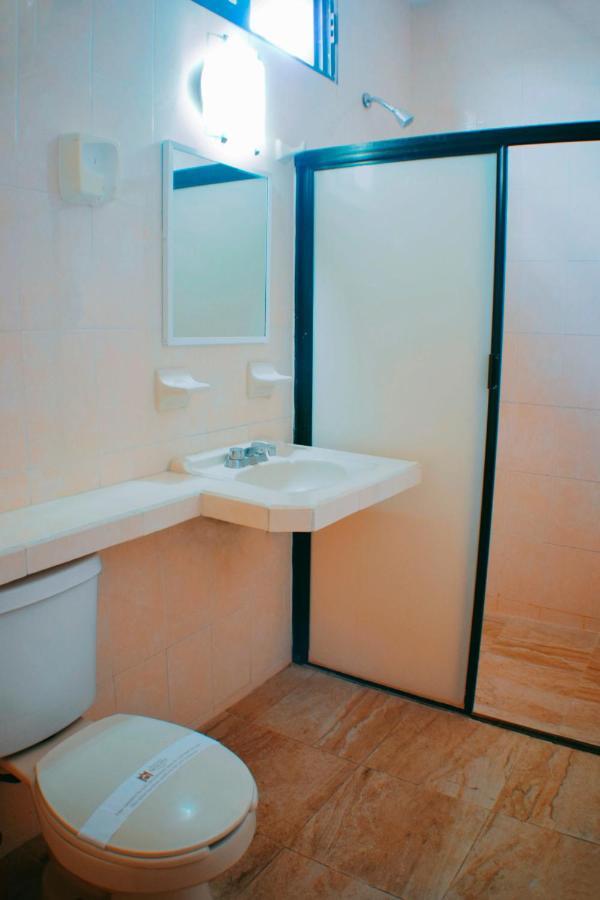 Hotel Hacienda Sánchez Valladolid  Kültér fotó